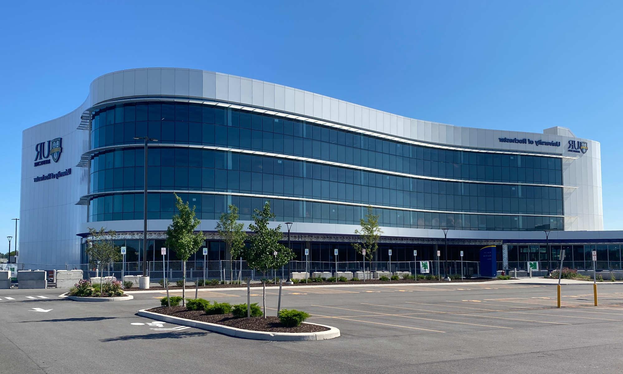 Exterior view of UR Medicine's new Orthopaedic Center at Marketplace Mall.